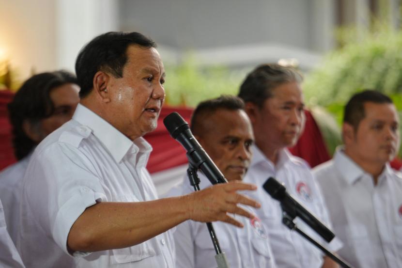 bakal-calon-presiden-prabowo-subianto-menyampaikan-pidato-politiknya-usai_231021134538-630.jpg