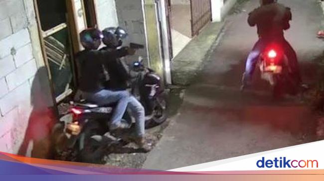 aksi-maling-motor-di-bogor-todongkan-pistol-ke-warga-dokrekaman-cctv_169.jpeg