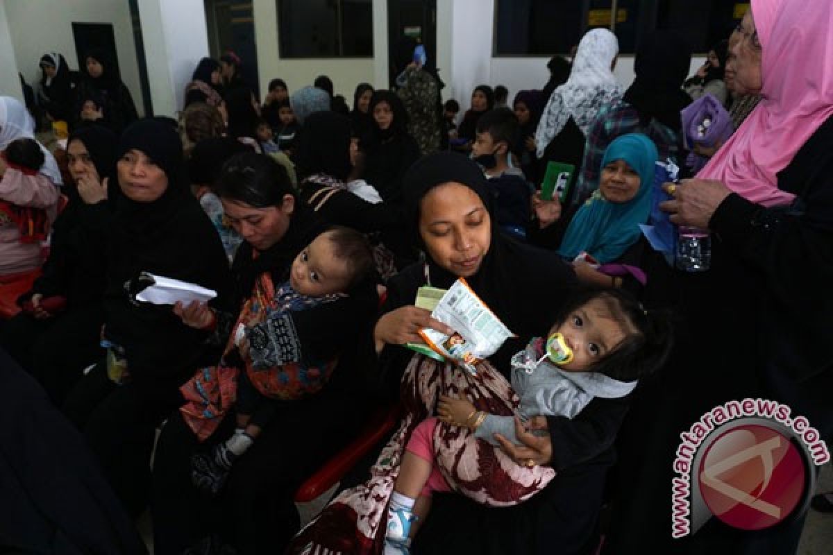 20160602antarafoto-kedatangan-wni-overstayer-010616-lr-1.jpg