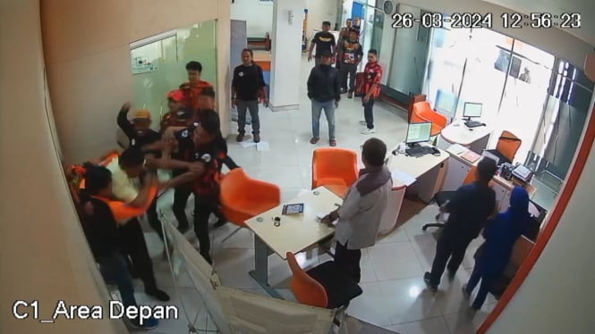 6602f71b22c7b-ormas-pp-obrak-abrik-kantor-leasing-di-tasikmalaya_665_374.jpeg