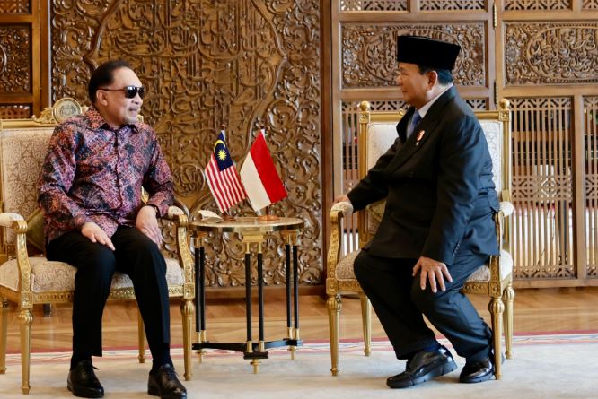 anwar.jpg