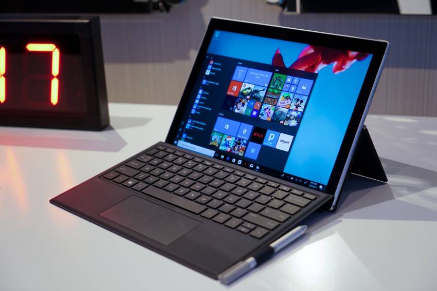 hadirkan-laptop-baru-microsoft-bersiap-kalahkan-macbook-air-hvf.jpg