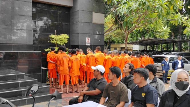 67e122136481b-448-penjahat-di-jadetabek-ditangkap-jelang-lebaran_665_374.jpg